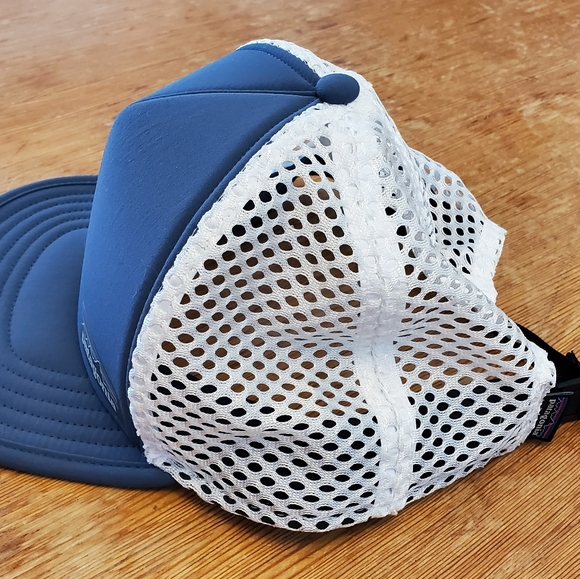Patagonia Trucker Cap - Adjustable with breathable mesh - Like New - Picture 3 of 7